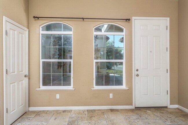 Foto del edificio - 1120 E Sawgrass Ave