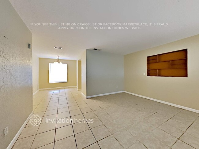 Foto del edificio - 608 Westchester Ave