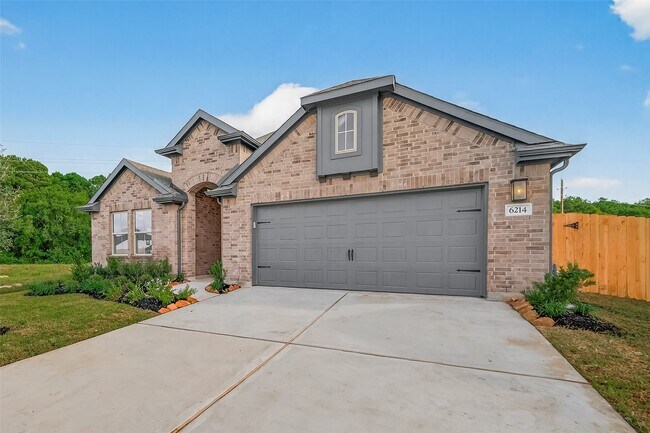 Foto del edificio - 6214 Severson Lake Ct