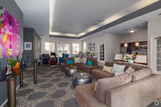 Clubhouse - Stargate West