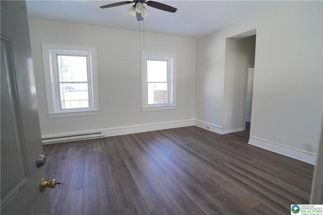 Foto del edificio - 350 Main St