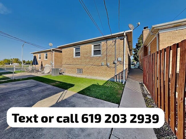 Foto del edificio - 7941 Long Ave