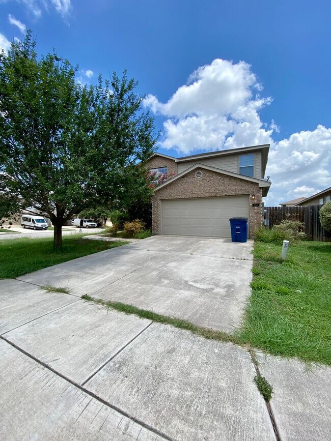 Foto del edificio - Charming New Braunfels Home Available for Immediate Move In