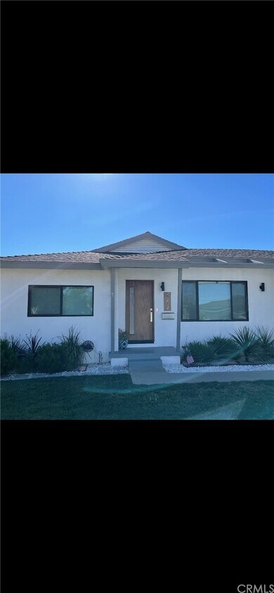 Primary Photo - 1202 E Mayfair Ave