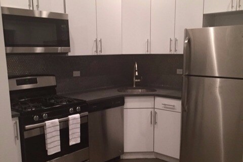 Primary Photo - 1569 Ocean Ave