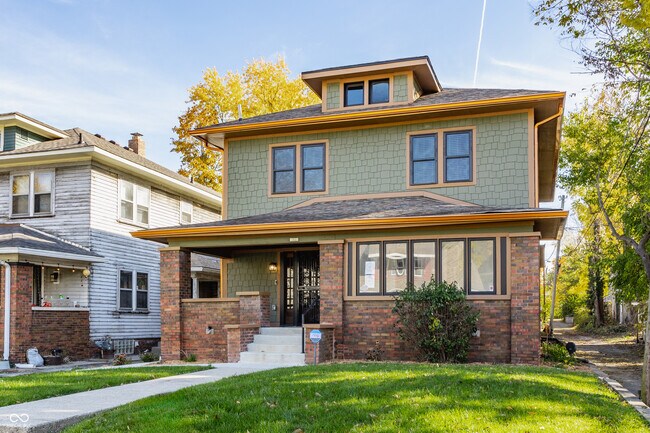 Building Photo - 1235 Tecumseh St