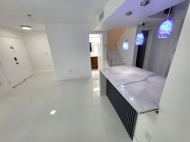Building Photo - 9430 SW 170th St