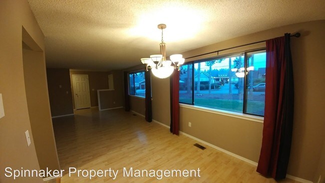 Building Photo - 3210 Cabrini Dr NW