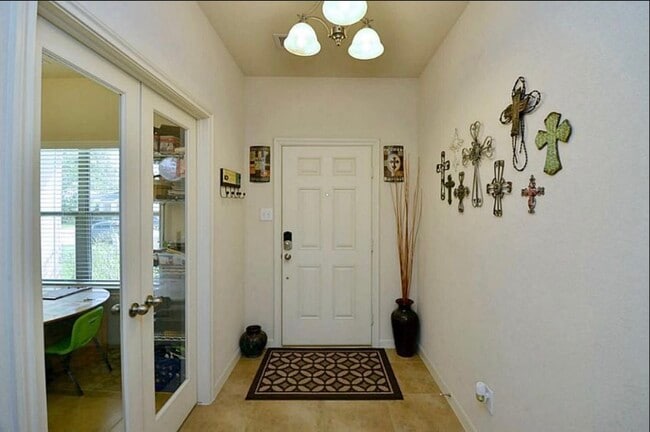 Foto del edificio - 967 Doire Dr