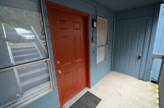 Building Photo - 500 National Ave N