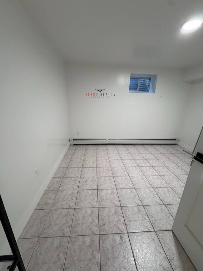 Foto del edificio - 34-29 69th St