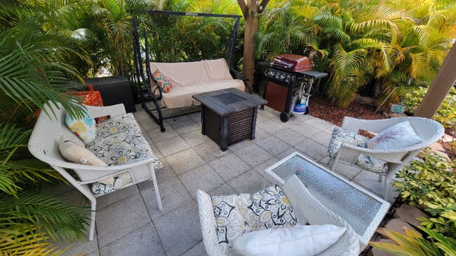 Foto del edificio - 814 67th St S