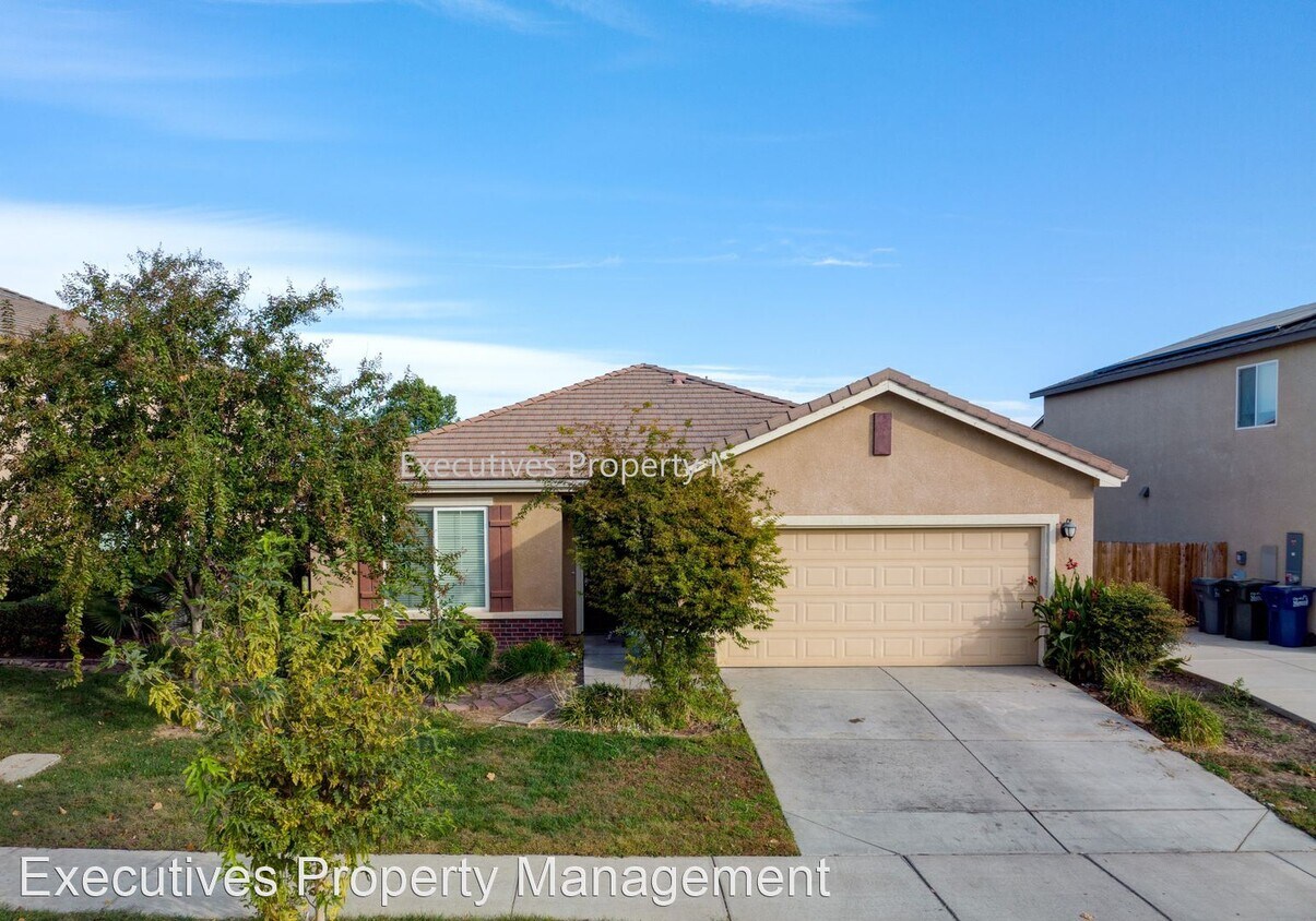 Foto principal - 4 br, 2 bath House - 749 Newton Court