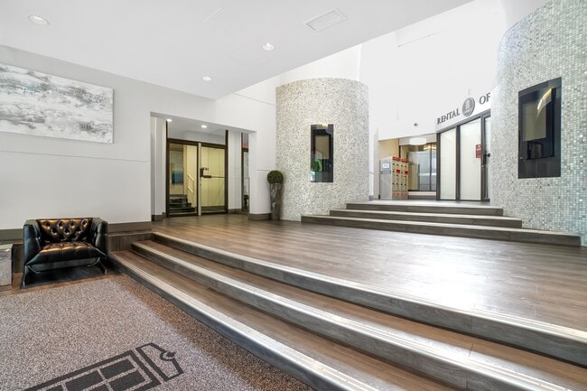 Interior Photo - International Plaza (Residential)