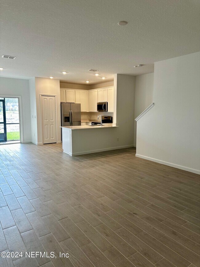 Building Photo - 389 Belfort Ct
