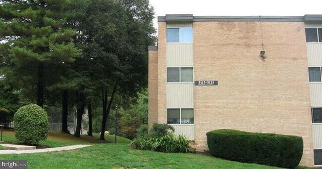 Side of Building - 5113 Crossfield Ct