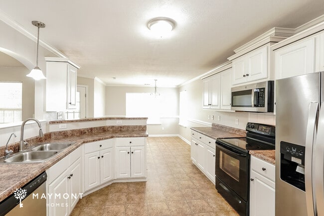 Building Photo - 3114 Alexandria Dr