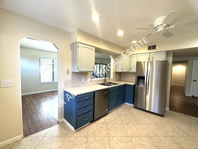 Foto del edificio - Brand New Appliances!