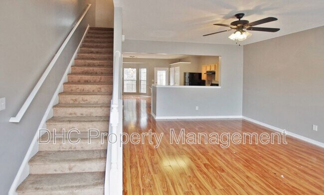 Foto del edificio - 2706 Parkway Trail