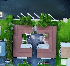 Building Photo - 1107 SE 46th Ln