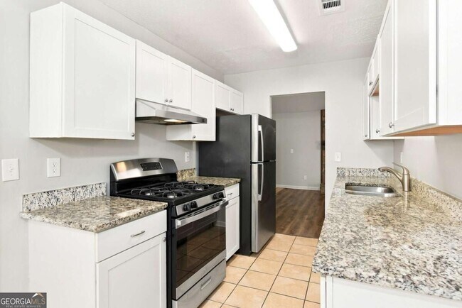 Building Photo - 4165 Little Springs Rd