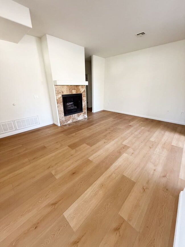 Building Photo - 3614 Bernwood Pl