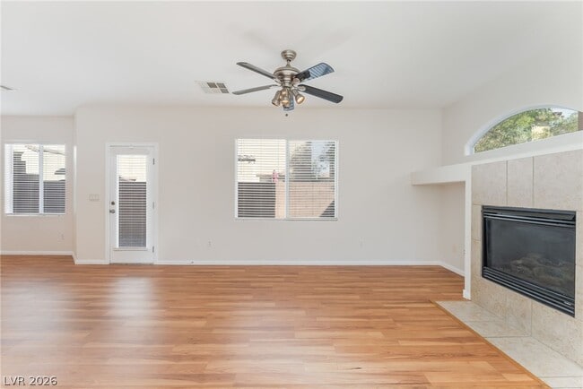 Foto del edificio - 9328 Daffodil Sun Ave