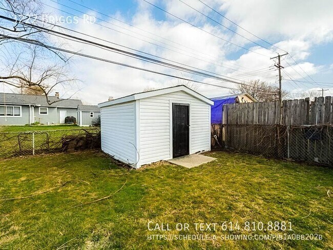 Building Photo - Three Bedroom Home- Finished Basement