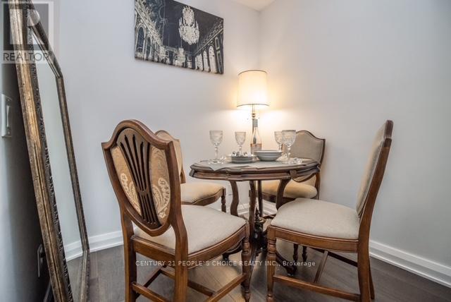 Photo principale - 155 Yorkville Ave