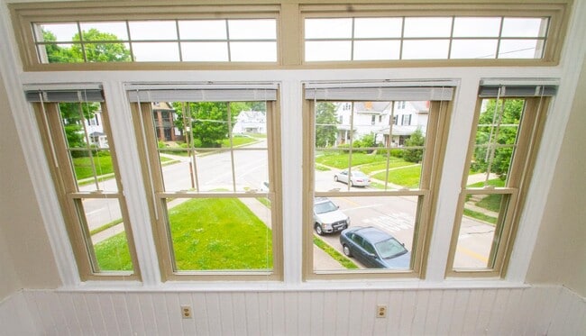 Building Photo - 4526 Smith Rd