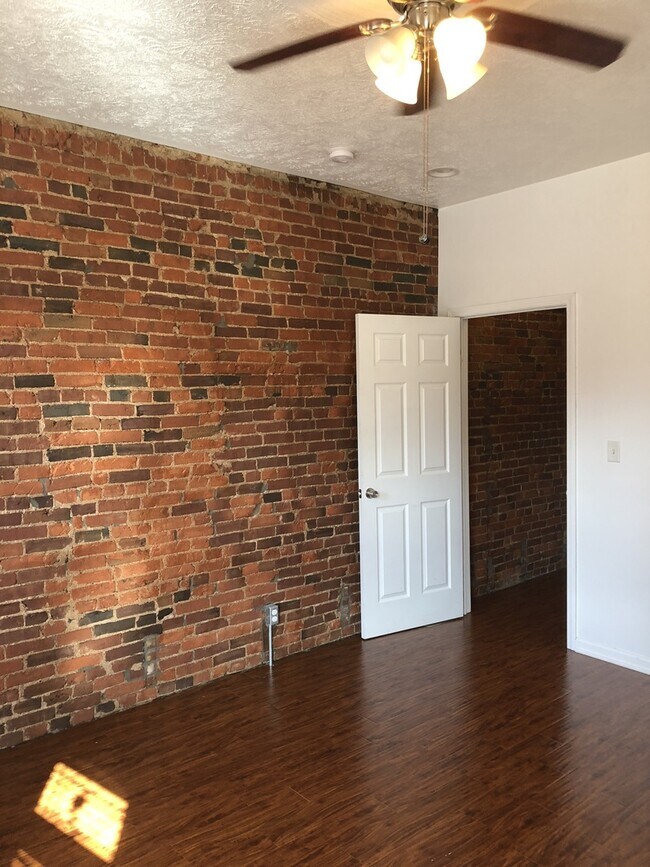 Foto del edificio - *****Gorgeous Lawrenceville 3-Bed / 1.5 Bath available FOR RENT   July 1st!!******