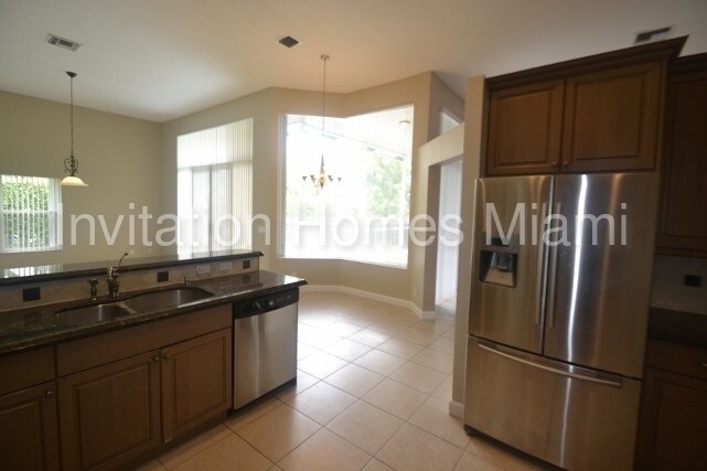 Building Photo - 12320 NW 52nd Ct