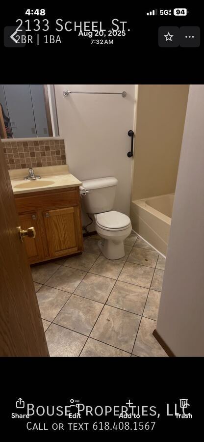 Foto del edificio - 2133 Scheel St