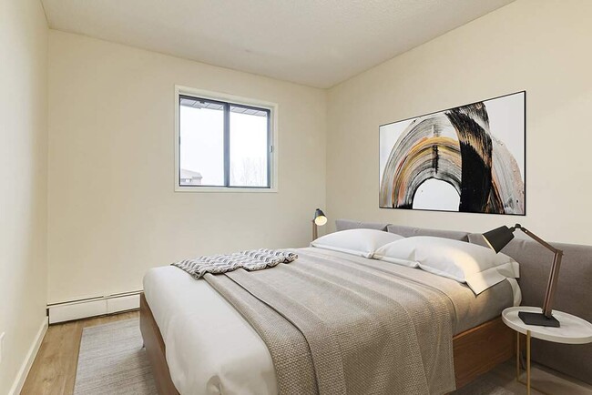 Building Photo - Southwood Village