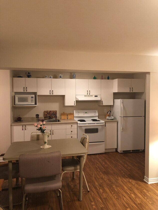Photo principale - 1429 Lords Manor Ln
