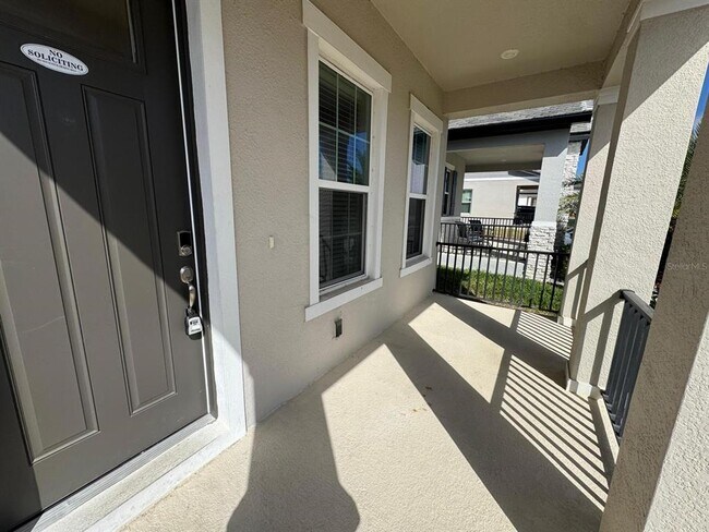 Building Photo - 16405 Silver Brk Wy