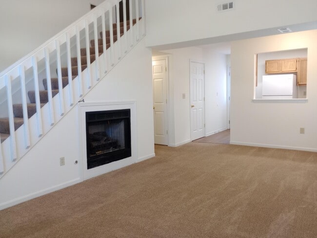 Foto del edificio - 2416 Calder Ct