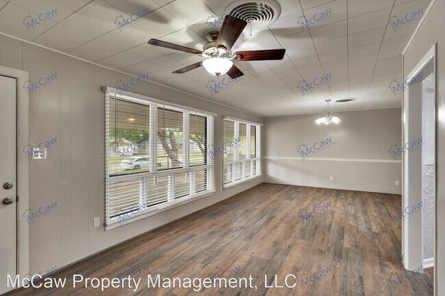 Foto del edificio - 2 br, 1 bath House - 4341 McCutchen Ave.