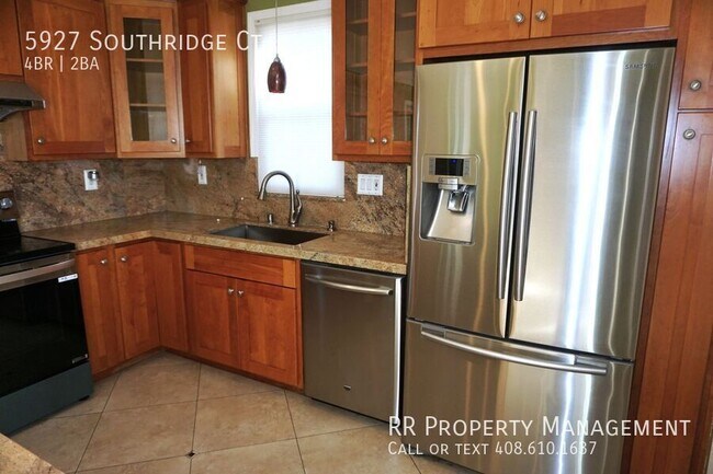 Foto del edificio - 5927 Southridge Ct