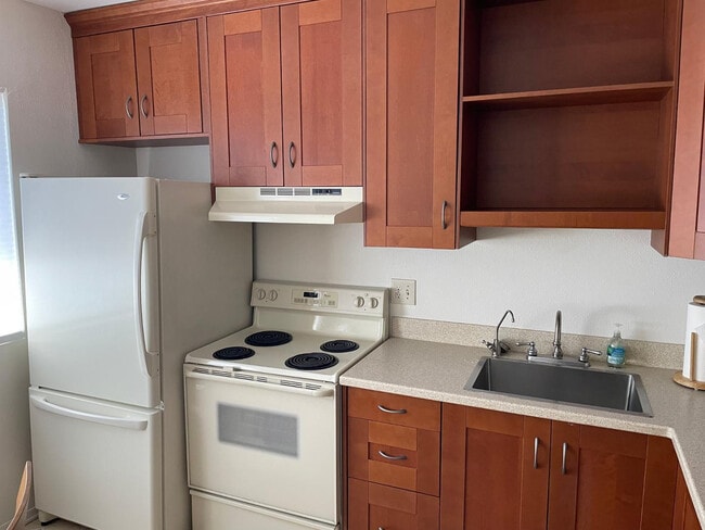 Foto del edificio - 749 E Montebello Ave