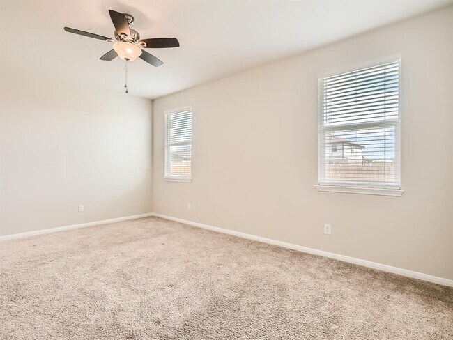 Foto del edificio - 649 Golden Grove Pkwy
