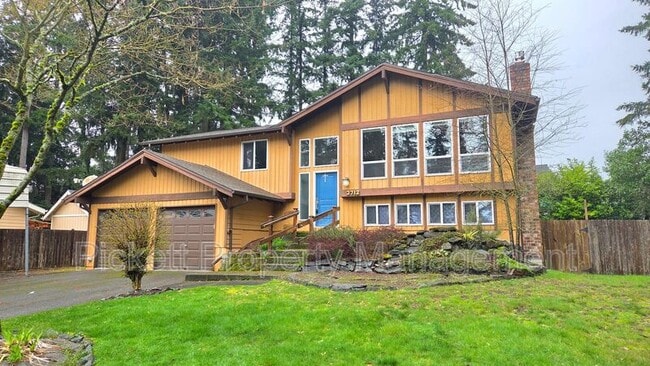 Building Photo - 3712 NW Highland Ct