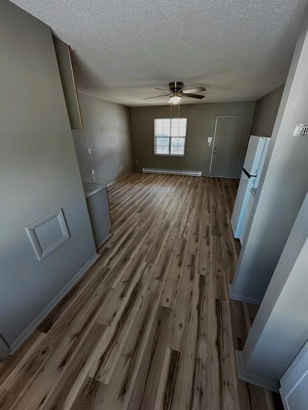 Building Photo - 185 Moss Ln