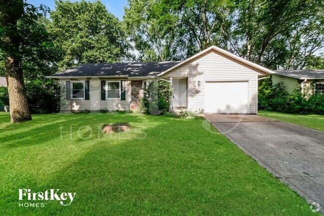 Building Photo - 1022 Woodpointe Dr
