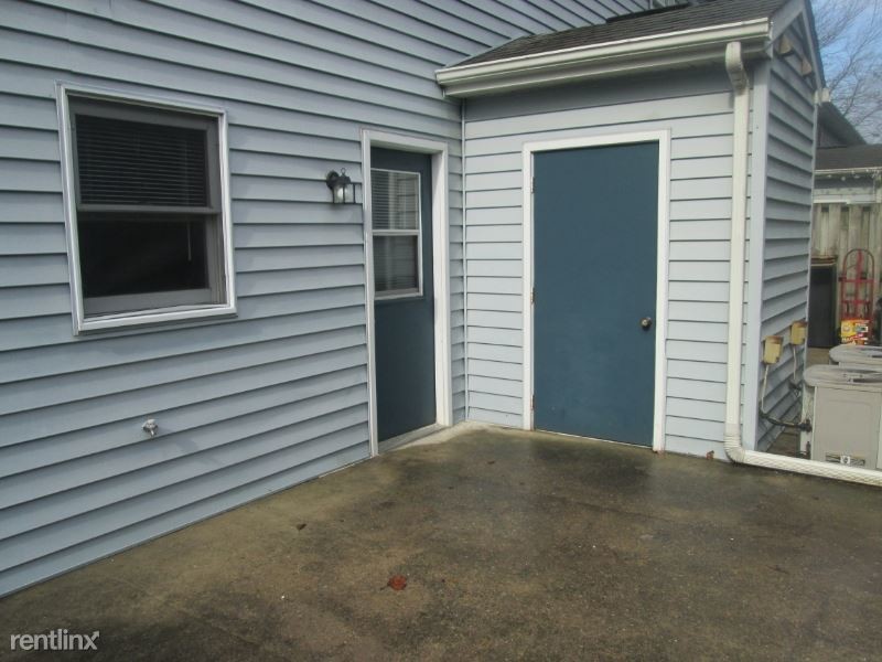 Building Photo - 2 br, 1.5 bath Townhome - 967 Orchard Dr