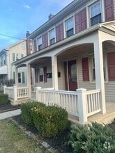 Building Photo - 228 E Main St