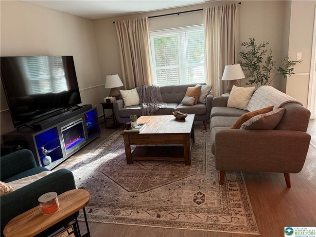 Foto del edificio - 793 Briarstone Rd