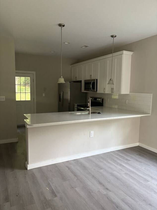 Foto del edificio - Spacious 3bedroom House