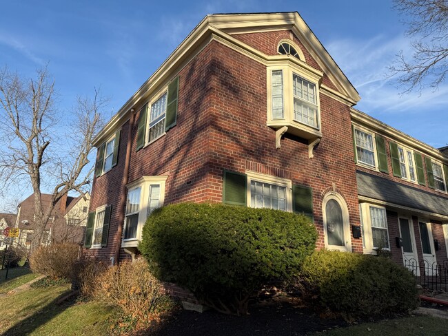 Photo - 6754 Chestnut St (Cincinnati, OH) Townhome