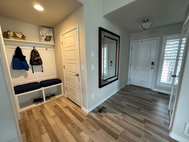 Building Photo - STUNNING HOME IN FLYING HORSE! CLOSE TO PO...